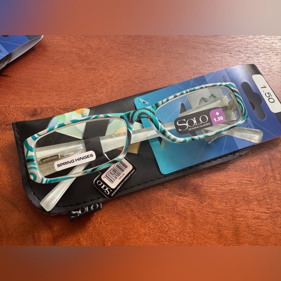 Fun fashion Eye Reading Glasses vision cheaters bundle set lot 4 Strength 1.50 - Picture 6 of 6